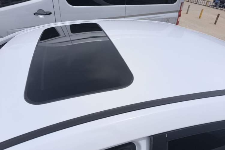 Used Geely Auto Emgrand 2020 1.5L CVT Luxury Model Roof