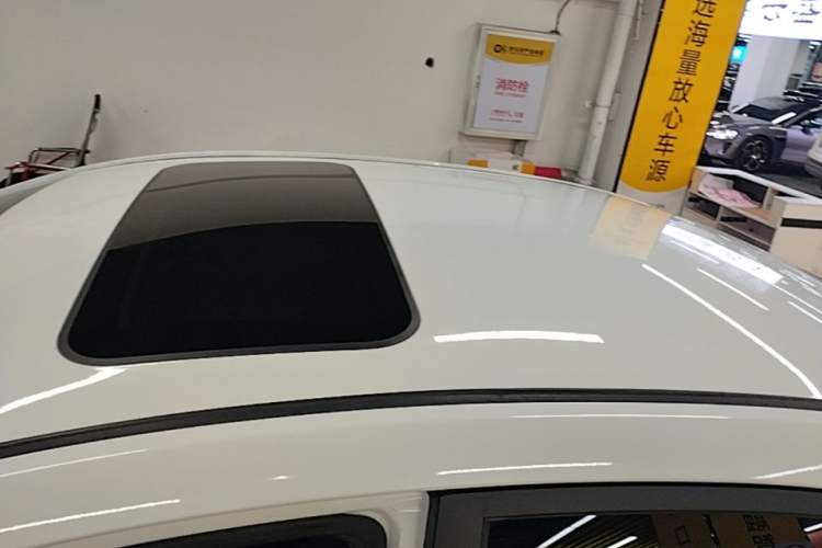 Used Geely Auto Emgrand 2020 1.5L CVT Upward Version Roof