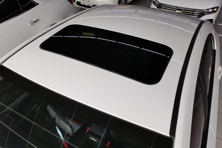 Used Geely Auto Emgrand 2020 1.5L CVT Luxury Model Roof