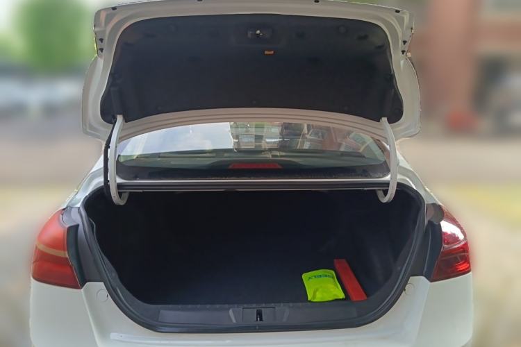 Used Geely Auto Emgrand 2020 1.5L CVT Upward Version Trunk