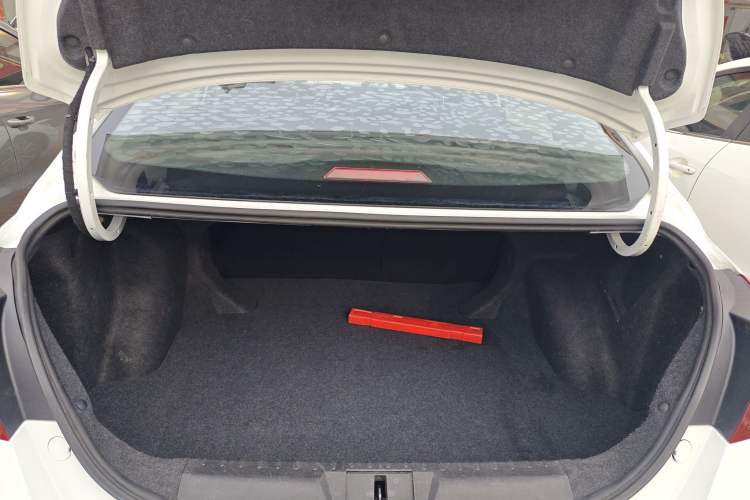 Used Geely Auto Emgrand 2020 1.5L CVT Upward Version Trunk