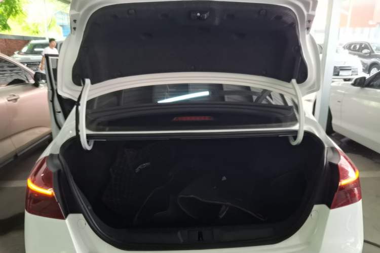 Used Geely Auto Emgrand 2020 1.5L Manual Luxury Model Trunk