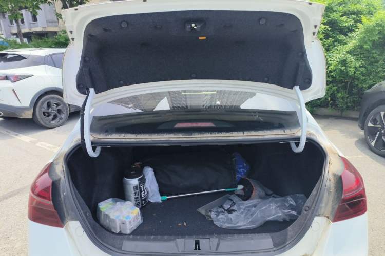 Used Geely Auto Emgrand 2020 1.5L Manual Upward Edition Trunk