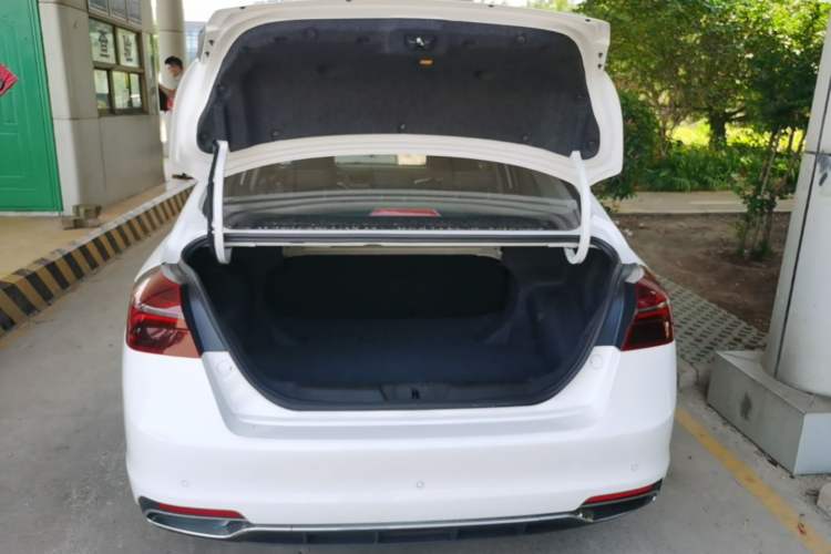 Used Geely Auto Emgrand 2020 1.5L CVT Luxury Model Trunk