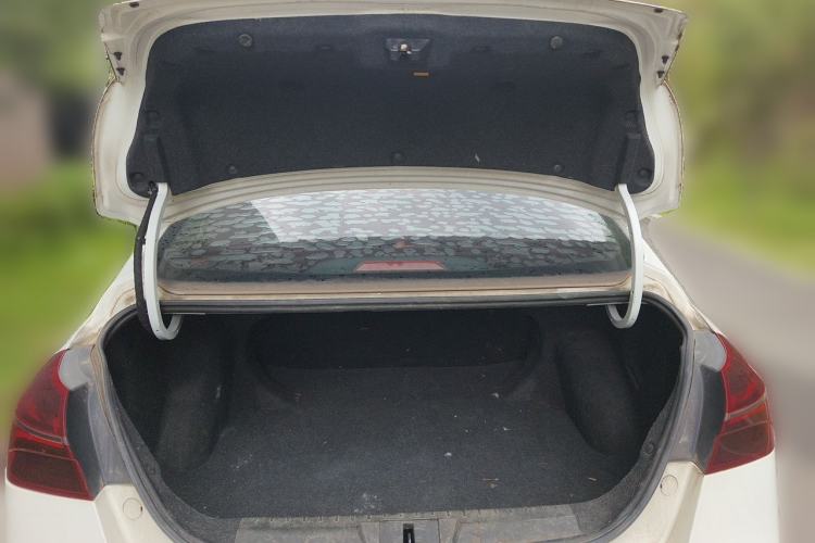 Used Geely Auto Emgrand 2020 1.5L CVT Upward Version Trunk