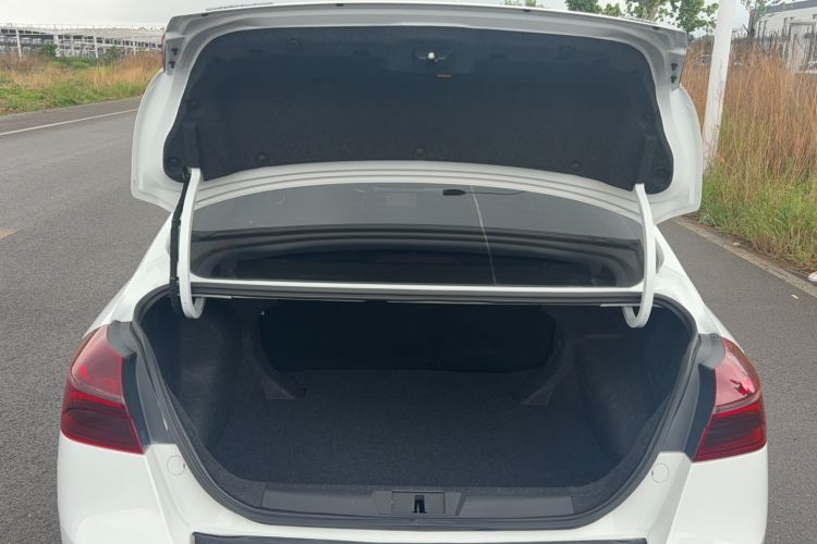 Used Geely Auto Emgrand 2020 1.5L CVT Upward Version Trunk