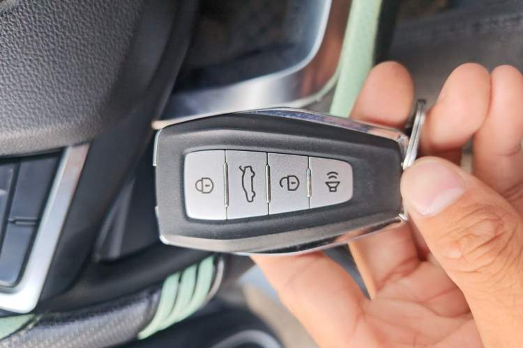 Used Geely Auto Emgrand 2020 1.5L CVT Luxury Model Vehicle Key