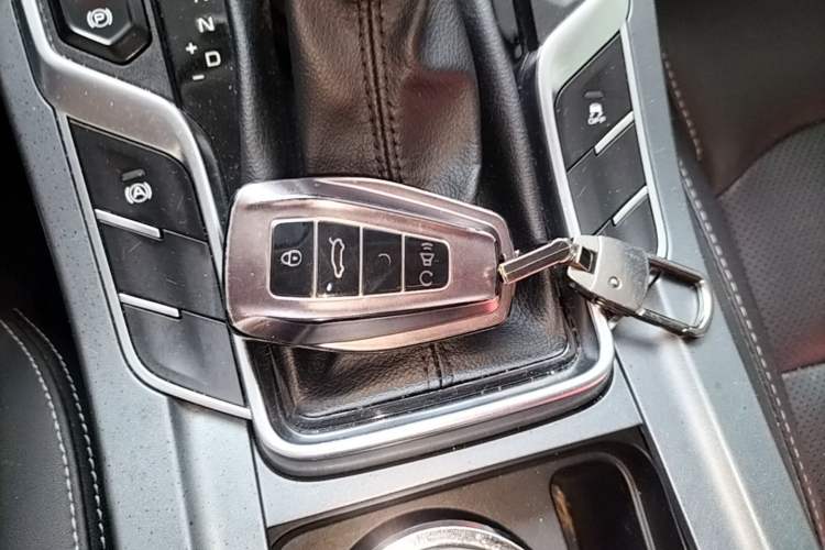 Used Geely Auto Emgrand 2020 1.5L CVT Luxury Model Vehicle Key