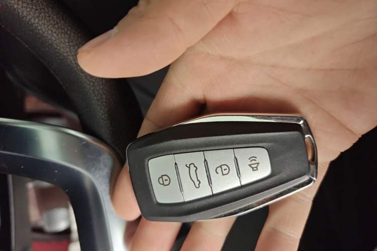 Used Geely Auto Emgrand 2020 1.5L Manual Luxury Model Vehicle Key
