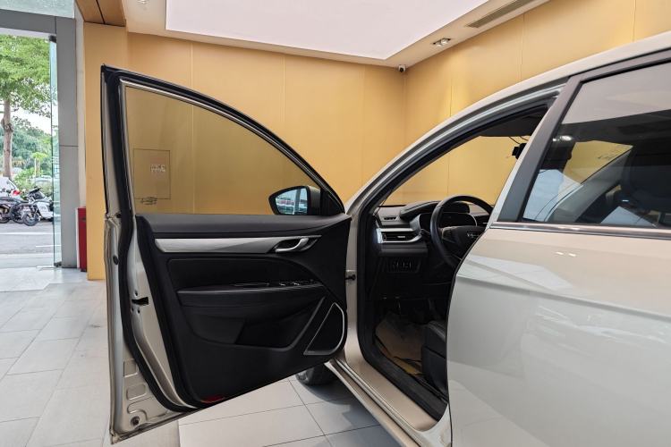 Used Geely Auto Emgrand 2020 1.5L Manual Upward Edition Exterior 10