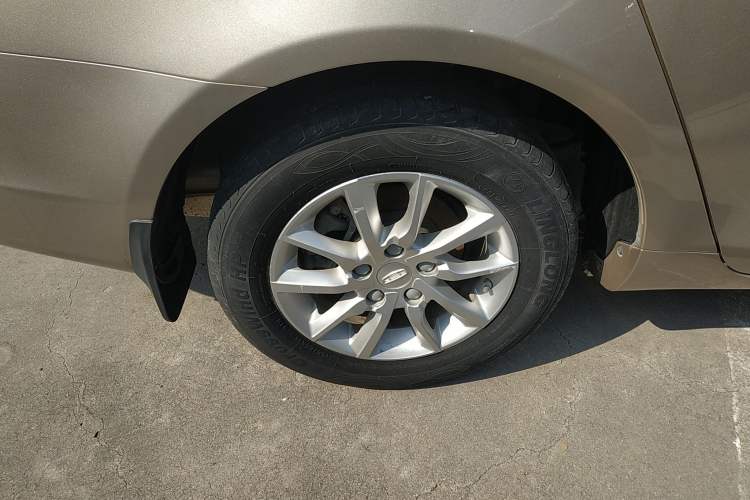 Used Geely Auto Emgrand 2020 1.5L CVT Luxury Model Exterior 8