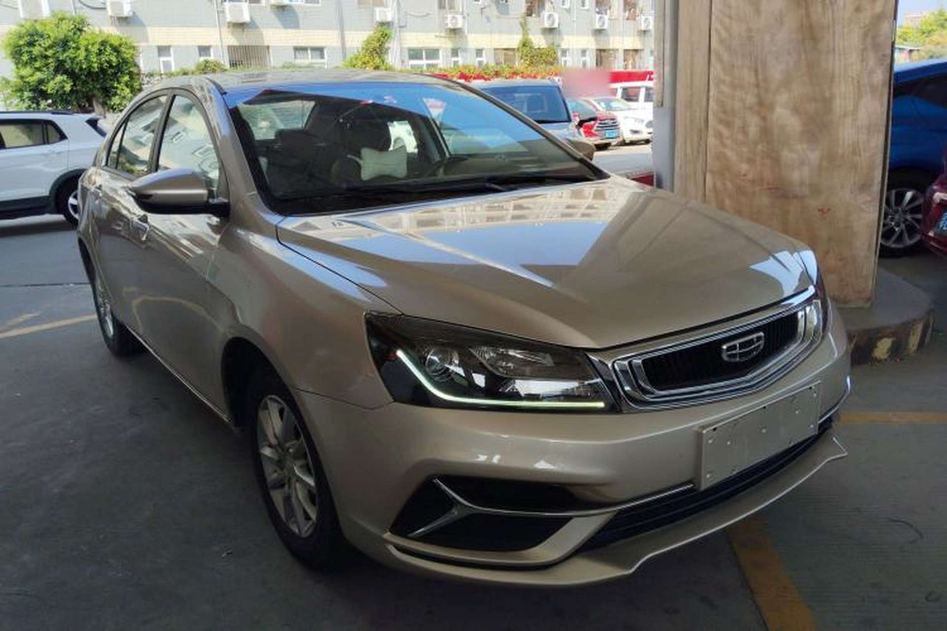 Used Geely Auto Emgrand 2020 1.5L CVT Luxury Model Front Right 45 Deg