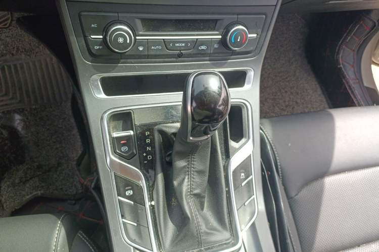 Used Geely Auto Emgrand 2020 1.5L CVT Upward Version Gear Lever