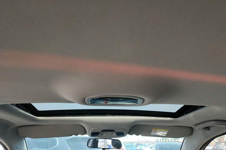 Used Geely Auto Emgrand 2020 1.5L CVT Luxury Model Headliner