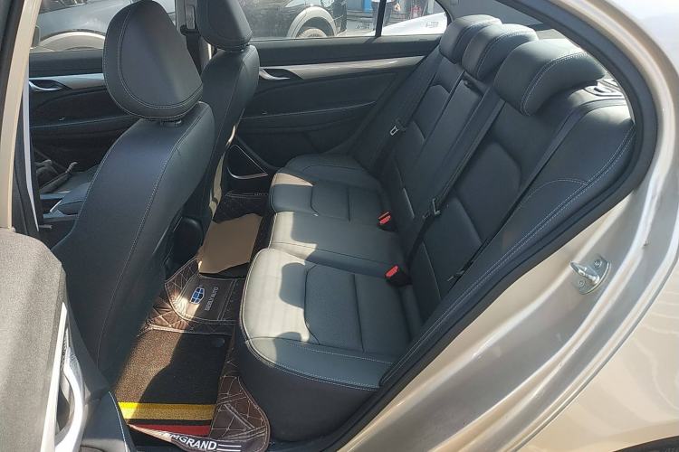 Used Geely Auto Emgrand 2020 1.5L CVT Luxury Model Interior 4