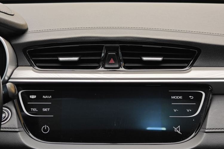 Used Geely Auto Emgrand 2020 1.5L Manual Upward Edition Interior 5