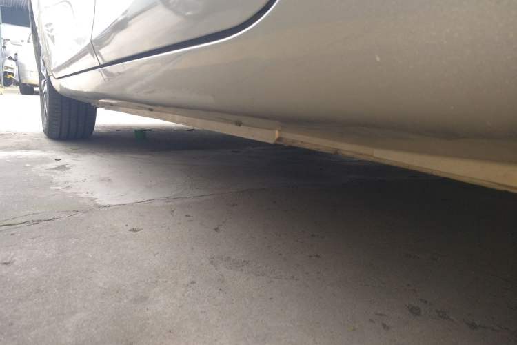 Used Geely Auto Emgrand 2020 1.5L Manual Upward Edition Left Side Sill