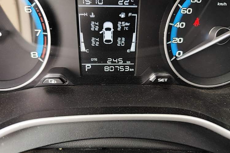 Used Geely Auto Emgrand 2020 1.5L CVT Luxury Model Odometer Close Up
