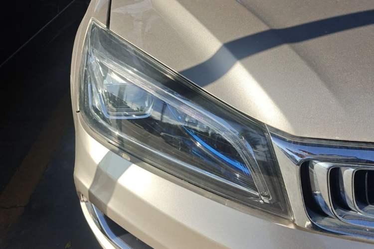 Used Geely Auto Emgrand 2020 1.5L Manual Upward Edition Right Front Headlight