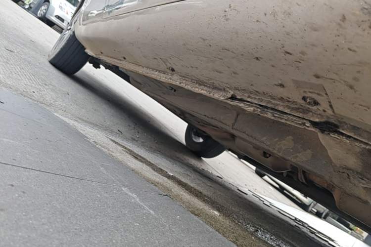 Used Geely Auto Emgrand 2020 1.5L Manual Upward Edition Right Side Sill