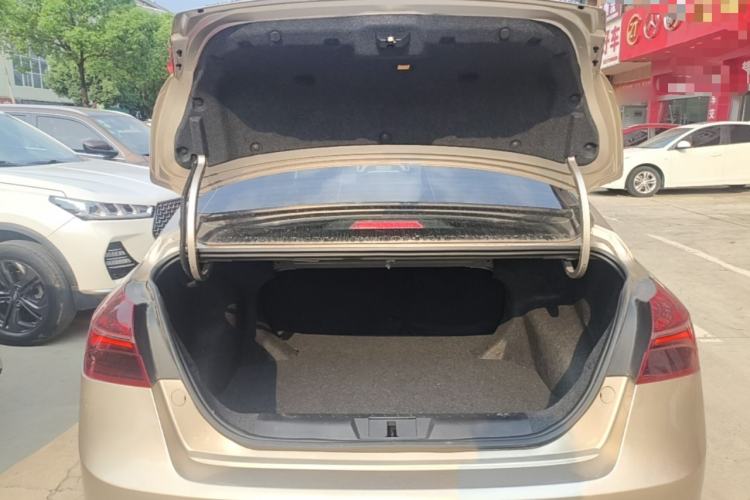 Used Geely Auto Emgrand 2020 1.5L CVT Upward Version Trunk