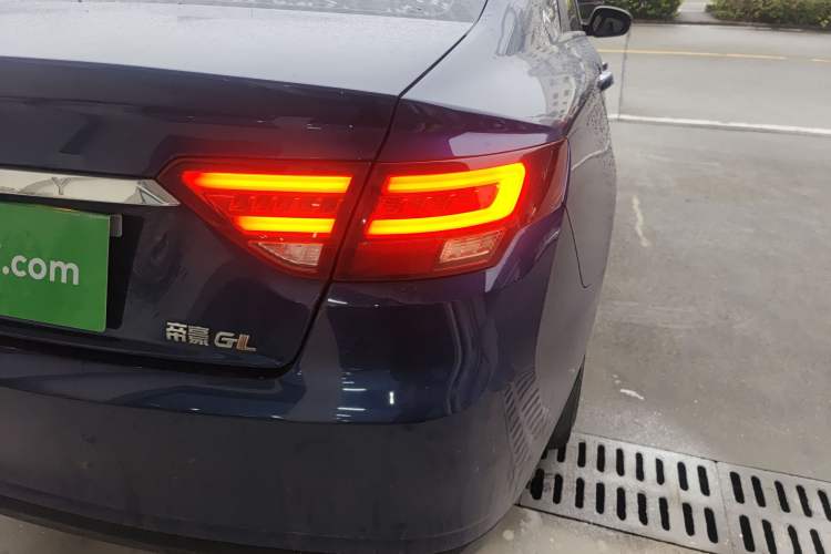 Used Geely Auto Emgrand 2021 UP 1.5L CVT Advanced Edition Right Rear Taillight