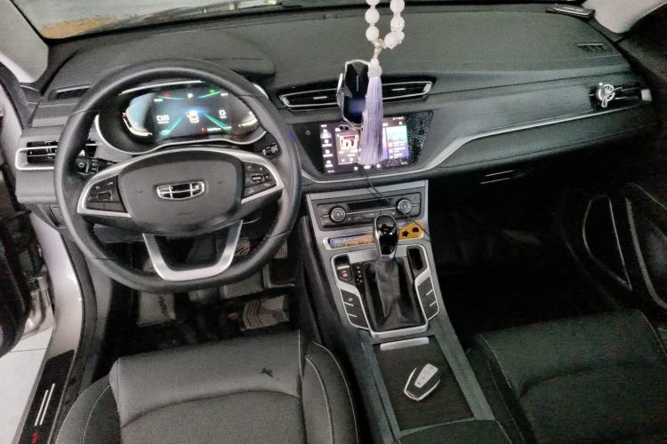Used Geely Auto Emgrand 2021 UP 1.5L CVT Advanced Edition Center Console