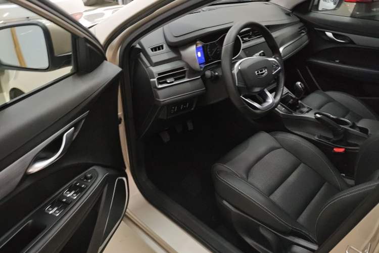Used Geely Auto Emgrand 2021 UP 1.5L Manual Luxury Model Driver Seat