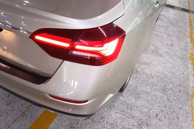 Used Geely Auto Emgrand 2021 UP 1.5L CVT Advanced Edition Exterior 3