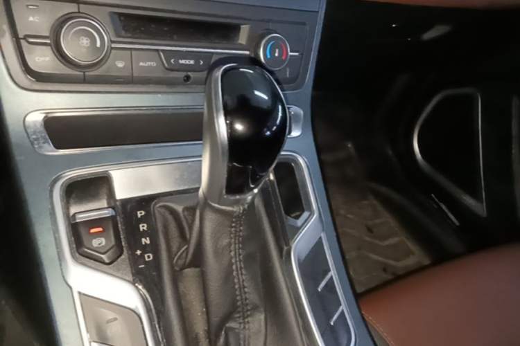 Used Geely Auto Emgrand 2021 UP 1.5L CVT Advanced Edition Gear Lever