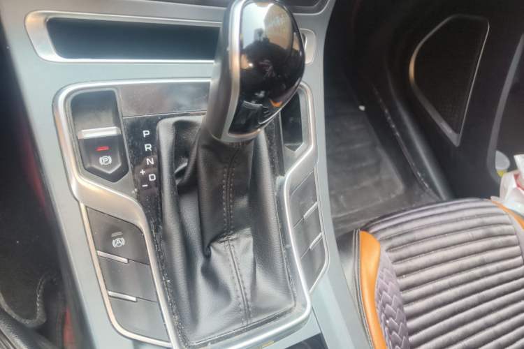 Used Geely Auto Emgrand 2021 UP 1.5L CVT Luxury Model Gear Lever
