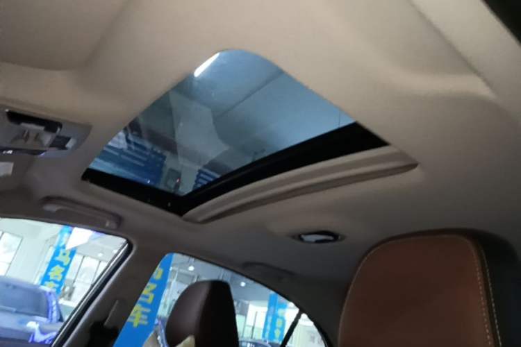 Used Geely Auto Emgrand 2021 UP 1.5L CVT Advanced Edition Headliner