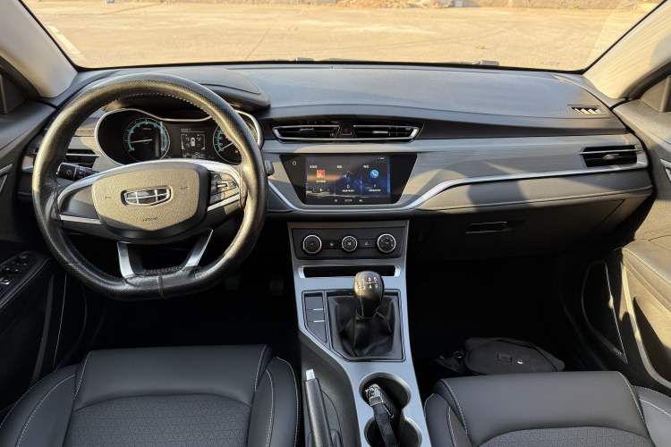 Used Geely Auto Emgrand 2021 UP 1.5L Manual Comfort Model Interior 2