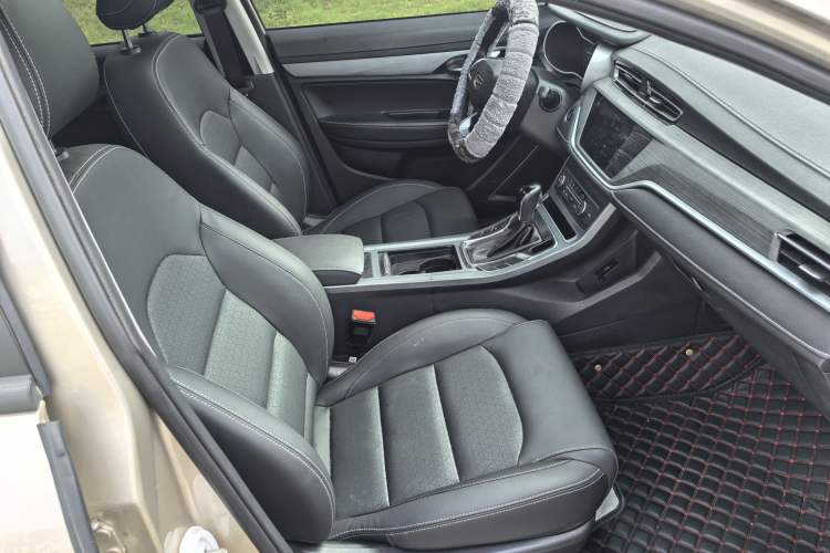 Used Geely Auto Emgrand 2021 UP 1.5L CVT Luxury Model Interior 3
