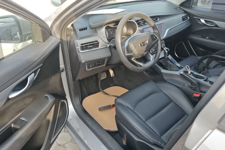 Used Geely Auto Emgrand 2021 UP 1.5L CVT Comfort Model Interior 3