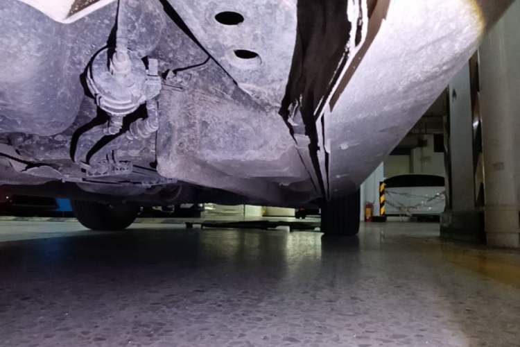 Used Geely Auto Emgrand 2021 UP 1.5L CVT Advanced Edition Left Side Sill