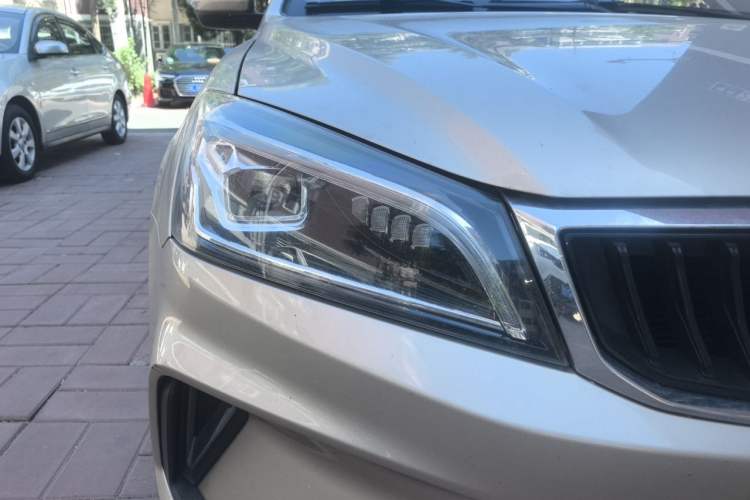 Used Geely Auto Emgrand 2021 UP 1.5L CVT Advanced Edition Right Front Headlight