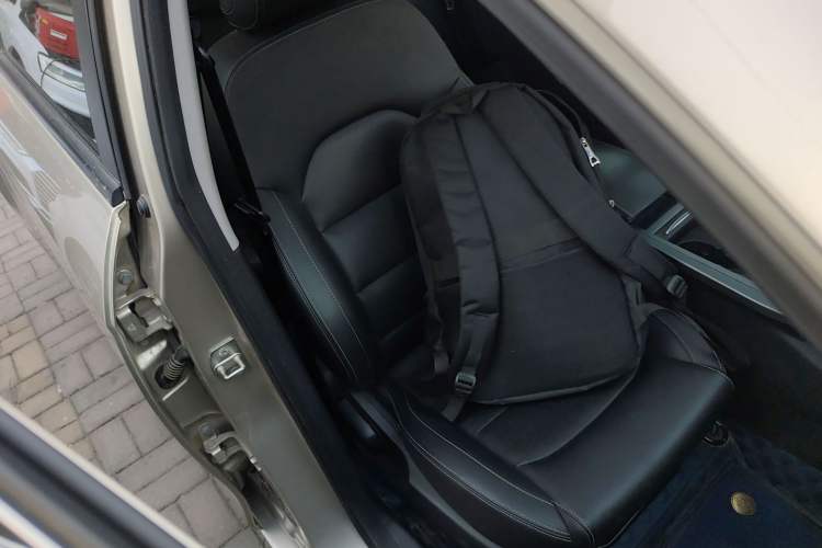 Used Geely Auto Emgrand 2021 UP 1.5L CVT Luxury Model Right Front Seat