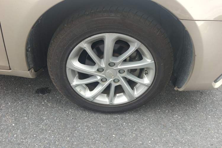 Used Geely Auto Emgrand 2021 UP 1.5L CVT Advanced Edition Right Front Wheel Hub