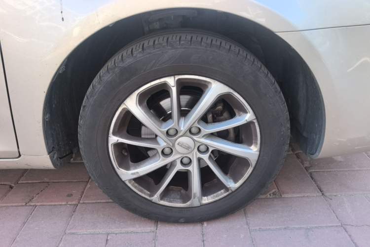 Used Geely Auto Emgrand 2021 UP 1.5L CVT Advanced Edition Right Front Wheel Hub