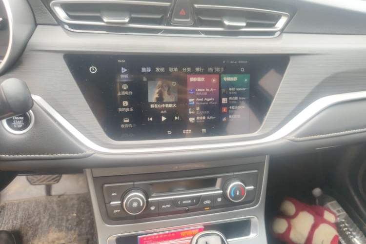 Used Geely Auto Emgrand 2021 UP 1.5L CVT Luxury Model Audio And AC Panel
