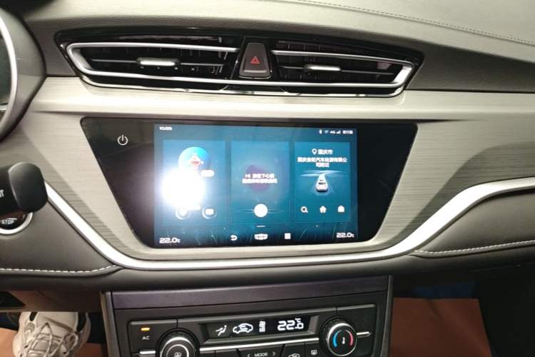 Used Geely Auto Emgrand 2021 UP 1.5L CVT Advanced Edition Audio And AC Panel
