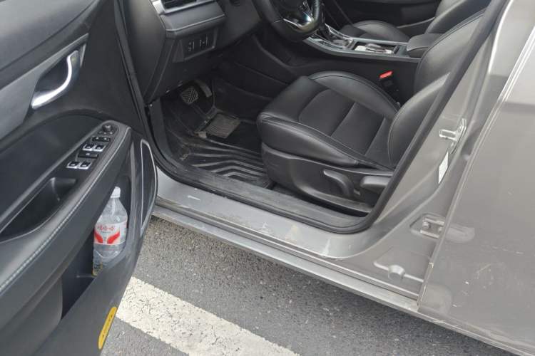 Used Geely Auto Emgrand 2021 UP 1.5L CVT Luxury Model Driver Seat