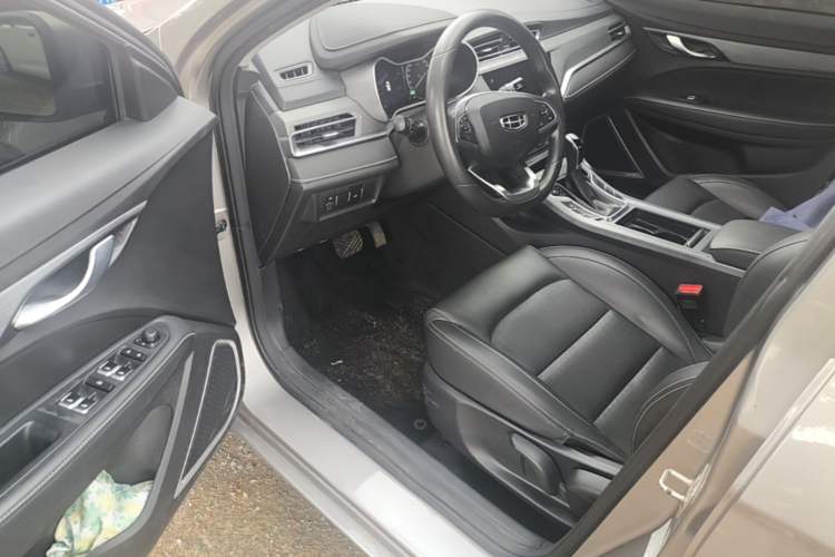 Used Geely Auto Emgrand 2021 UP 1.5L CVT Luxury Model Driver Seat