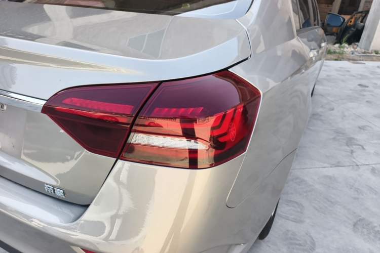 Used Geely Auto Emgrand 2021 UP 1.5L CVT Luxury Model Exterior 3
