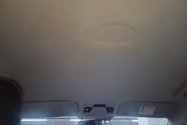 Used Geely Auto Emgrand 2021 UP 1.5L Manual Comfort Model Headliner