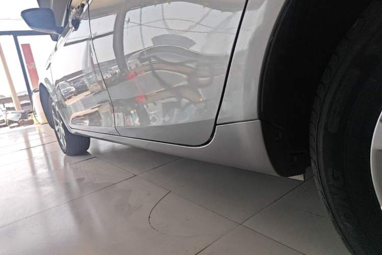 Used Geely Auto Emgrand 2021 UP 1.5L CVT Comfort Model Left Side Sill