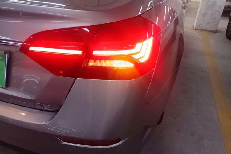 Used Geely Auto Emgrand 2021 UP 1.5L Manual Comfort Model Right Rear Taillight