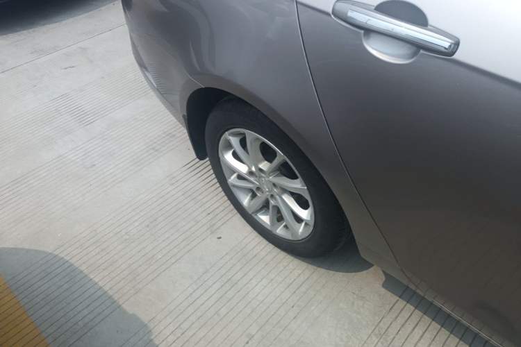 Used Geely Auto Emgrand 2021 UP 1.5L CVT Advanced Edition Right Rear Wheel Hub