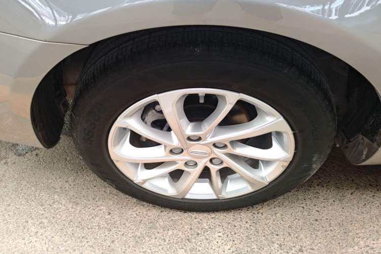 Used Geely Auto Emgrand 2021 UP 1.5L CVT Advanced Edition Right Rear Wheel Hub